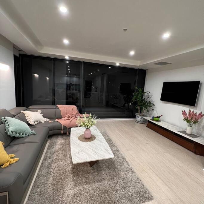Carlton Stunning View Apartment 150M Away From University Of Melbourne Eksteriør bilde